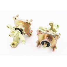 Цапфа (поворотний кулак) ATV 150-250 правий + лівий в зборі з маточкою (на 4 болти) під дискове гальмо (вісь 17мм)