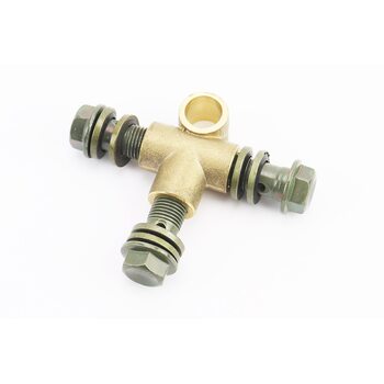 Тройник тормозной системы к-кт