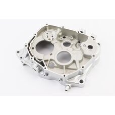 Картер двигуна правий (вал 28мм)