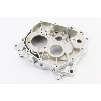 Картер двигателя правый ( вал 28 мм )