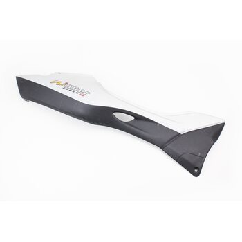 ZS200GS пластик задній бічний правий, ЧОРНО-СІРИЙ