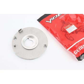 Крышка (масляная) бендикса стартера