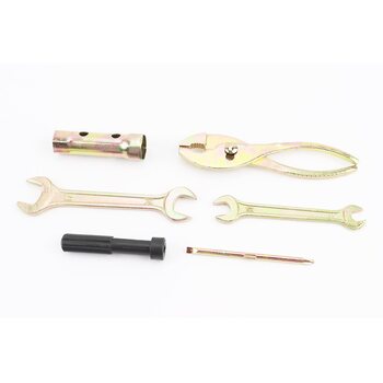 Ключ свічковий для 4Т - 16/18mm + 4 предмети (ріжковий ключ 8*10mm/ріжковий ключ 14*17mm/викрутка ±/плоскогубці) "ЗІП"