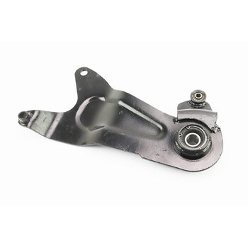 Кронштейн глушителя