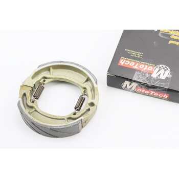 Тормозные колодки барабан Suzuki LET'S / AD100, D=105mm