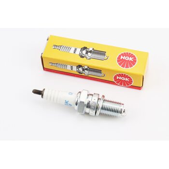 Свеча 4Т DR7EA - M12 L17 - CG/CB/CH250/YP250