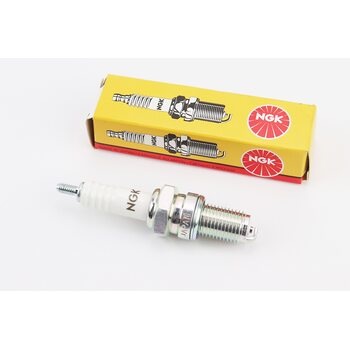 Свеча 4Т D8EA - M12 L18 - CG/CB/CH250/YP250