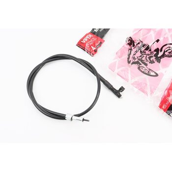 Трос спидометра (квадрат-вилка, гайка-шток с ухом под болт) (трос 102см; кожух 100см)