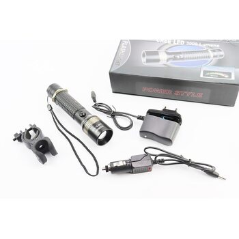 УЦІНКА Ліхтар передній 1 діод 2000 lumen алюмінієвий, Li-ion 3.7V 3200mAh із зарядками авто/220V, вологозахисний, чорний BL-8652 (ушкоджена зарядка)