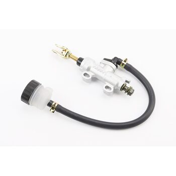 Гальмівний циліндр головний задній МОТОцикли / ATV (кріплення: min=33мм; max=56мм) тип 1, сріблястий (без гофропружини)